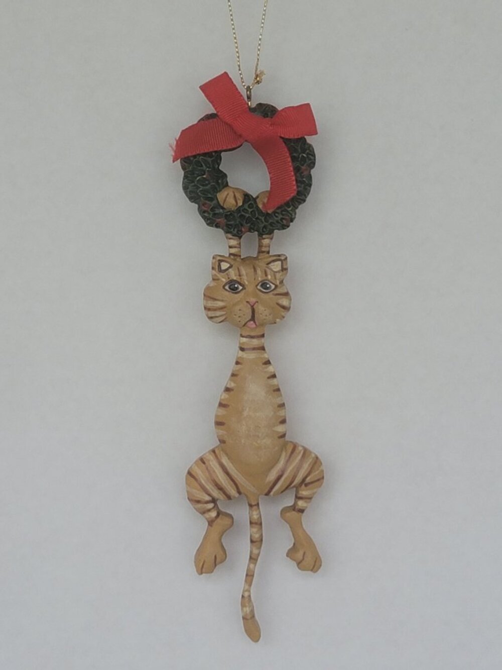 Vintage Kurt Adler Hand Painted Tabby Resin Cat Wreath Red Bow Ornament  7 in